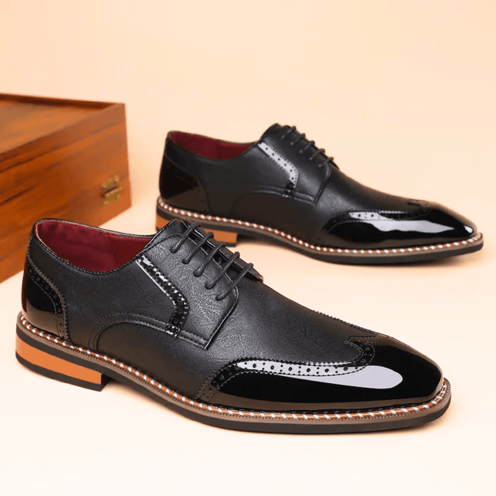 Cartelo Classic Brogue Footwear