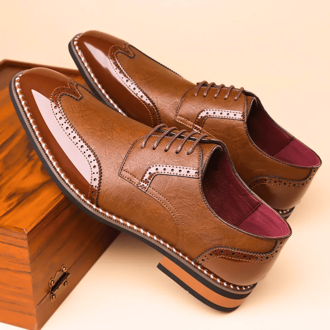Cartelo Classic Brogue Footwear