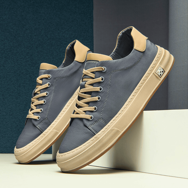 Cameo Casual Low-Top Sneakers