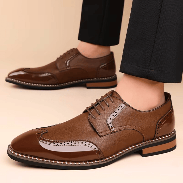 Cartelo Classic Brogue Footwear